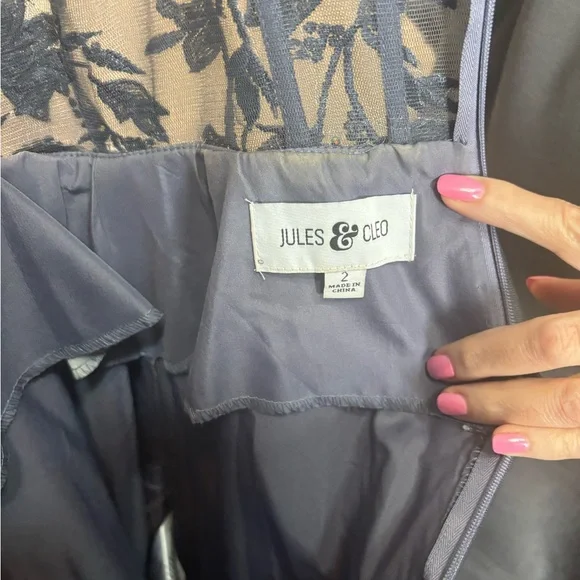 Size 2 Jules and Cleo prom dress worn once! - Picture 4 of 5